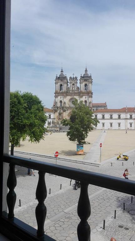 Hostel Rossio Alcobaca Exterior photo